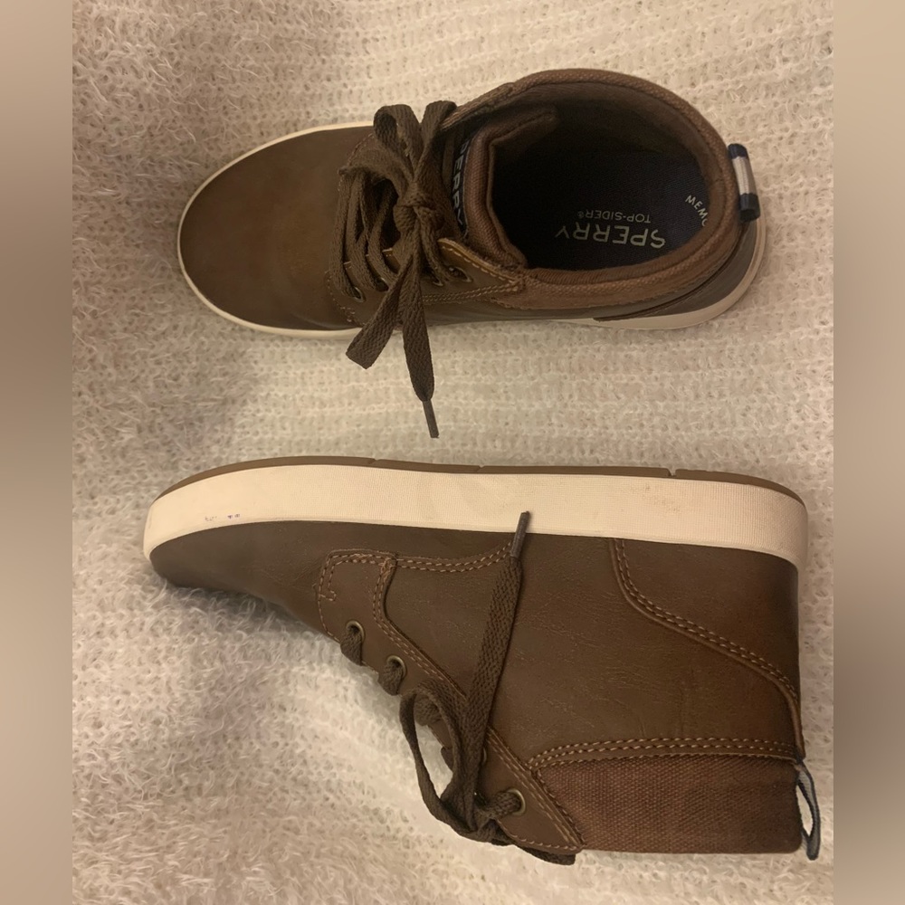 Boys Sperry